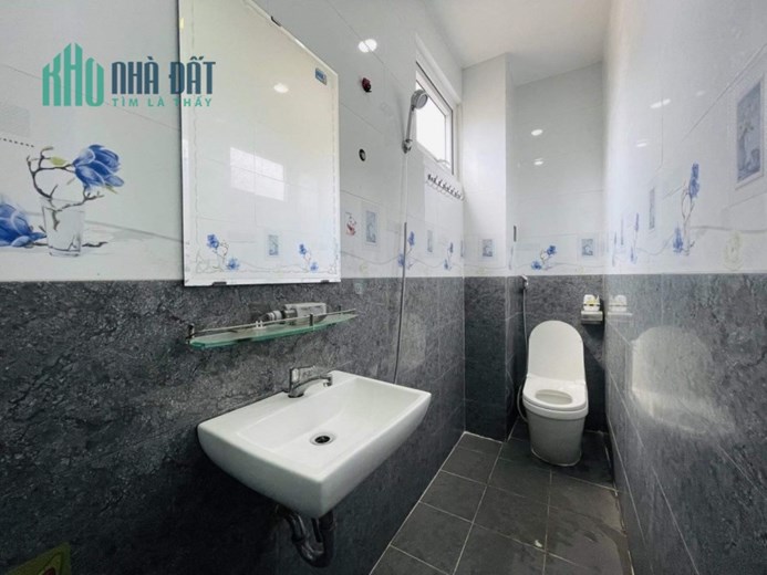 Bán nhà Nguyễn Hữu Cảnh Phường 22 Bình Thạnh hẻm xe tải sát Quận 1 - Giá 5 tỷ 15