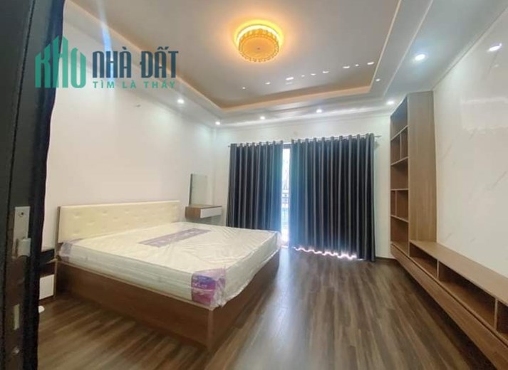 Bán toà nhà 7T thang máy, vỉa hè, ô tô, kinh doanh Nguyễn Thị Định - Trần Duy Hưng 24 tỷ