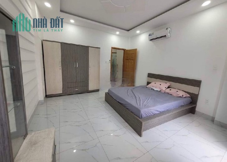 Bán nhà Gò Vâp dưới 5 tỷ, hẻm 74 Bùi Quang Là , 50m2,ngang5m hiếm, oto đỗ cửa
