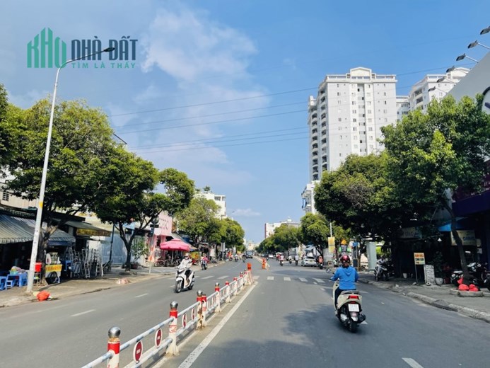 Bán nhà MẶT TIỀN GIAO NGUYỄN SƠN, Q.TÂN PHÚ, 101m2(5x20.1) vuông đét, 1 đời chủ