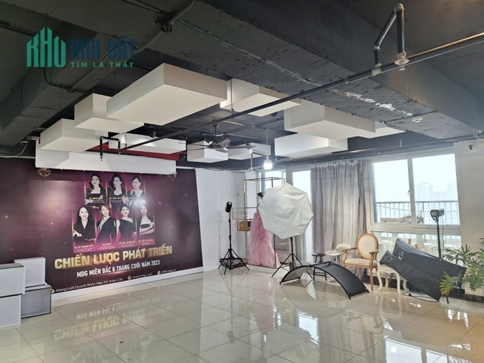 Cho thuê văn phòng 150m2, 200m2, 500m2 tòa Thăng Long, Mạc Thái Tổ, quận Cầu Giấy, giá rẻ nhất
