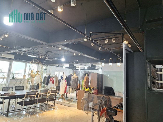 Cho thuê văn phòng 150m2, 200m2, 500m2 tòa Thăng Long, Mạc Thái Tổ, quận Cầu Giấy, giá rẻ nhất