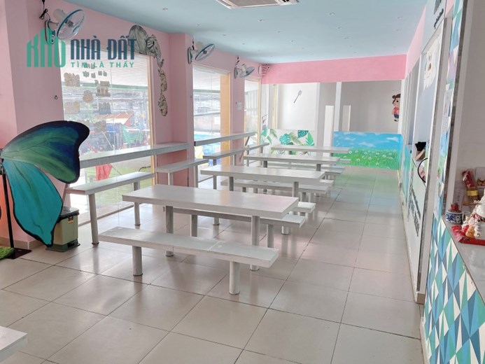 Cho thuê tầng trệt căn hộ 110m2 ngay chợ đường Phú Định P16 Q8