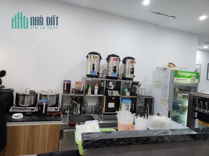 SANG NHƯỢNG QUÁN TRÀ SỮA CAFE KEM TƯƠI POZAA TEA