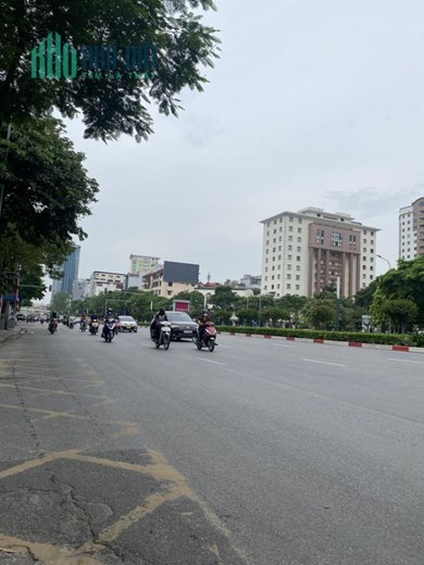 CHÍNH CHỦ BÁN ĐẤT SẴN NHÀ 3 TẦNG CŨ TẠI TRẦN DUY HƯNG, CẦU GIẤY - Ô TÔ ĐỖ CỬA - KINH DOANH