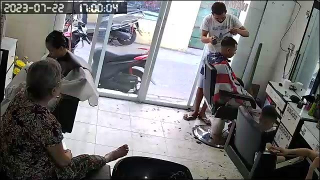 CẦN SANG NHƯỢNG LẠI CỬA HÀNG ĐỊA CHỈ; 99 NGÕ 1 BÙI XƯƠNG TRẠCH, THANH XUÂN, HÀ NỘI