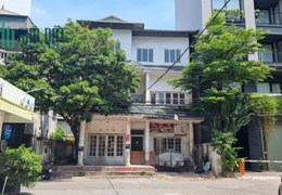 Bán nhà mặt phố phố Tô Ngọc Vân, lô góc, vị trí đắc địa, kinh doanh, 3 tầng cũ, 150m2 vuông đẹp, 62