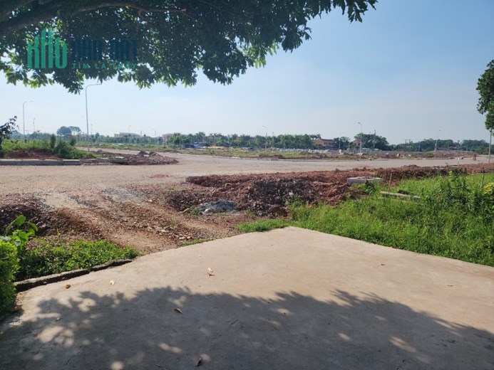 Chính chủ cần bán bớt 1 lô đất đẹp tiềm năng tại Lạng Giang, Bắc Giang