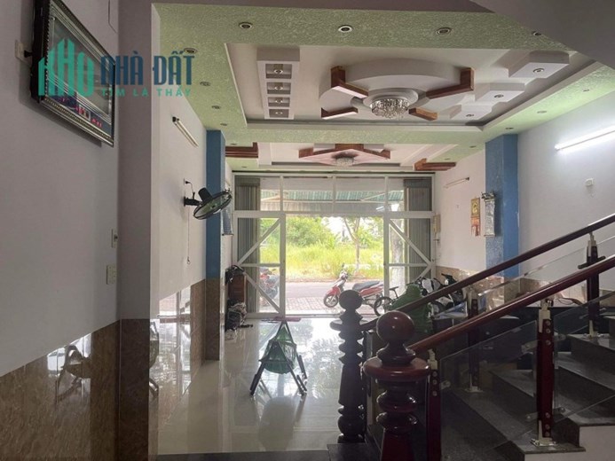 BÁN NHÀ ĐẸP 3 TẦNG MẶT TIỀN ĐƯỜNG 7,5M TRUNG TÂM QUẬN SƠN TRÀ, ĐÀ NẴNG, CHỈ 5,5 TỶ