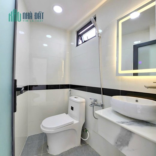 Nhà bán 2 mặt hẻm mới, đẹp Hưng Phú P8Q8 - Giá : 4 Tỷ 080 Triệu