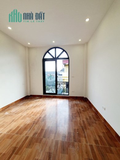 Bán tòa căn hộ 222m2 phố Hồng Hà, Hoàn Kiếm 35 phòng Thang máy Dòng tiền 10%/năm Giá 25.1 tỷ
