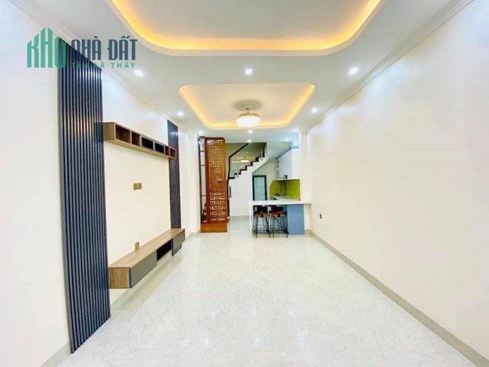 Bán Apartment 223m2 phố Hồng Hà, Hoàn Kiếm 35 phòng Thang máy XỊN Dòng tiền 10%/năm Giá 25.2 tỷ