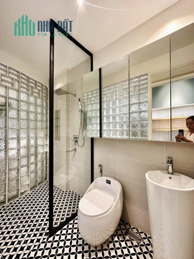 Bán nhà vintage 4x15m, nở hậu nhẹ, nhà đầu tư trang thiết bị cao cấp giá chỉ 5 tỷ TL