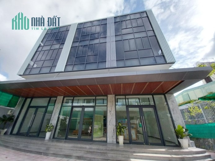 Cho thuê Văn Phòng tổng diện tích 1000m2 ngay trung tâm Quận 7, Hồ Chí Minh