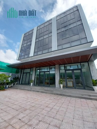 Cho thuê Văn Phòng tổng diện tích 1000m2 ngay trung tâm Quận 7, Hồ Chí Minh