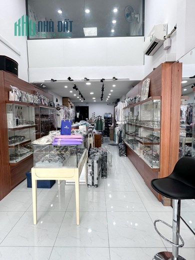 Nhà mới 5 tầng nở hậu L mặt tiền kinh doanh đường Trần Bình Trọng P1Q5