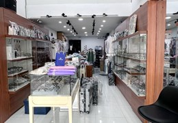 Nhà mới 5 tầng nở hậu L mặt tiền kinh doanh đường Trần Bình Trọng P1Q5
