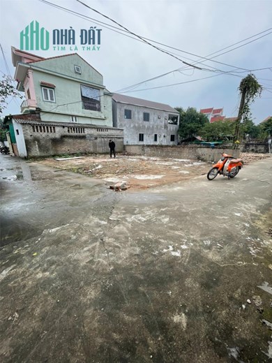 CHÍNH CHỦ Cần Bán Nhanh Lô Đất Vị Trí Siêu Đắc Địa Tại Thành Phố Vinh, Tỉnh Nghệ An.