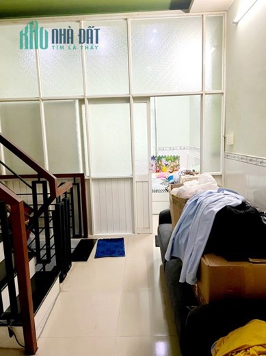 Nhà 4 tầng nở hậu hẻm chợ Sáng đường Bùi Minh Trực P5Q8. Giá 4,78 tỷ TL