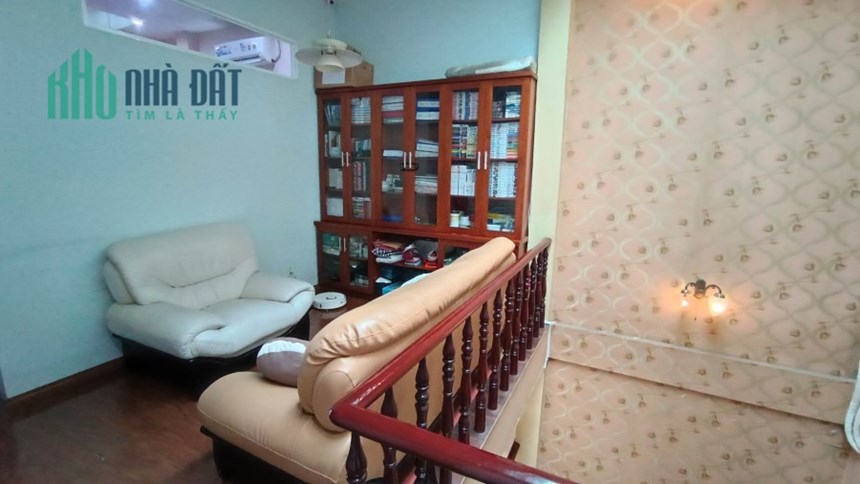 Nhà Mặt Tiền Thoại Ngọc Hầu, Hiệp Tân Tân Phú, 4.3x37, 2 Tầng, Chỉ 17 Tỷ