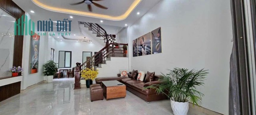 -	Kinh. Doanh 4 mùa ngày đêm mặt chợ dọc bún Văn Khê – Hà Đông 
-	50m2  x 5 tầng  giá 11 tỷ