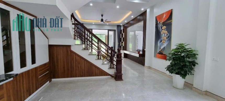 -	Kinh. Doanh 4 mùa ngày đêm mặt chợ dọc bún Văn Khê – Hà Đông 
-	50m2  x 5 tầng  giá 11 tỷ
