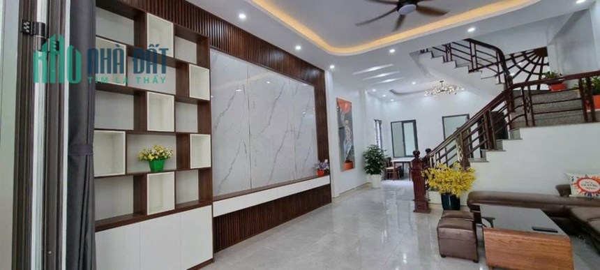 -	Kinh. Doanh 4 mùa ngày đêm mặt chợ dọc bún Văn Khê – Hà Đông 
-	50m2  x 5 tầng  giá 11 tỷ
