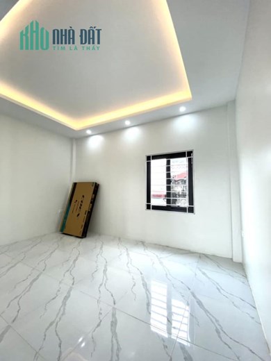 Bán tòa căn hộ 91m2 phố Âu Cơ, Tây Hồ 10 tầng Thang máy Dòng tiền 2 tỷ/năm Giá 20.2 tỷ