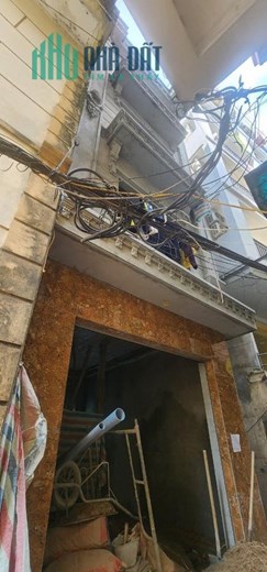 BÁN NHÀ 5 TẦNG TT CẦU GIẤY - DIỆN TÍCH RỘNG 62M2 - CÁCH MẶT PHỐ 30M