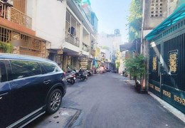 Bán nhà HXH Lý Chính Thắng Q3 , 7m x 10m , 3 Tầng 7PN  .Giá 8.1 tỷ