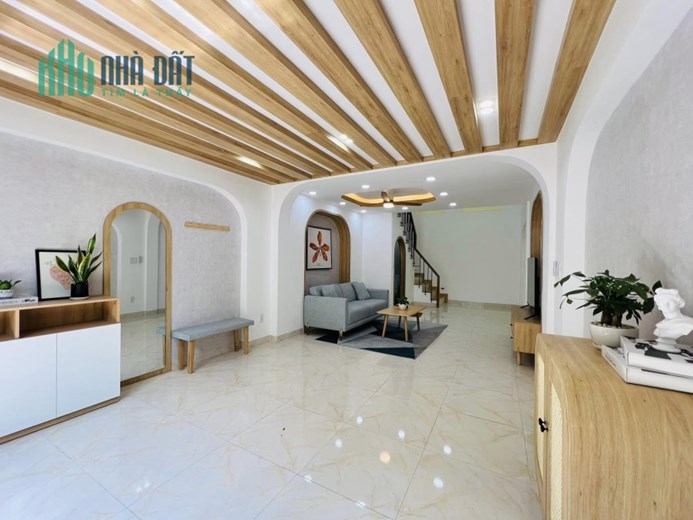 Bán Nhà Phạm Văn Chiêu Gò Vấp 5 Tầng Hẻm Xe Hơi 6 Tỷ