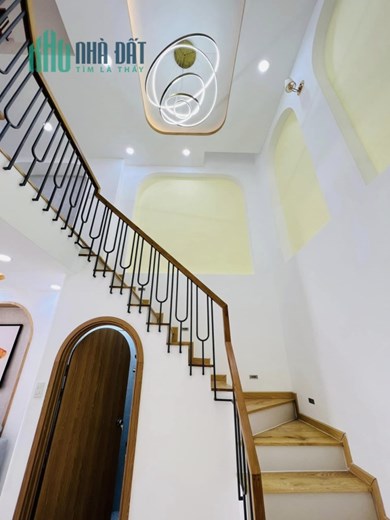Bán Nhà Phạm Văn Chiêu Gò Vấp 5 Tầng Hẻm Xe Hơi 6 Tỷ