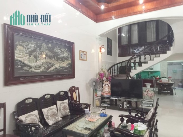 Bán nhà phố 193 Văn Cao, diện tích 90m 4 tầng, đường 12m, GIÁ 6.6 tỉ cực đẹp