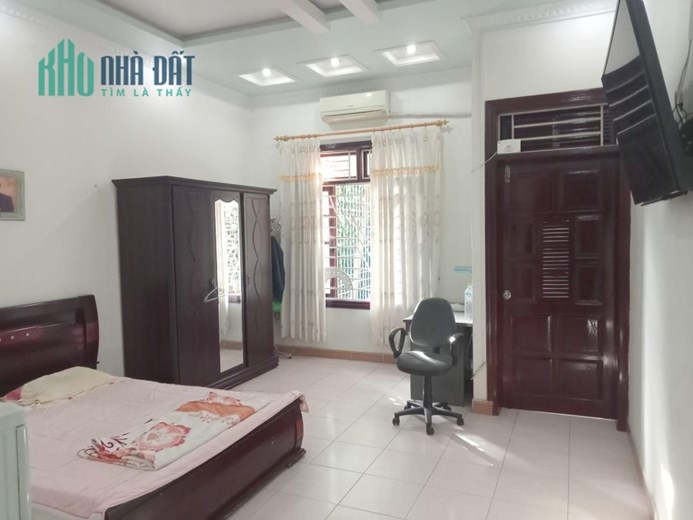 Bán nhà phố 193 Văn Cao, diện tích 90m 4 tầng, đường 12m, GIÁ 6.6 tỉ cực đẹp