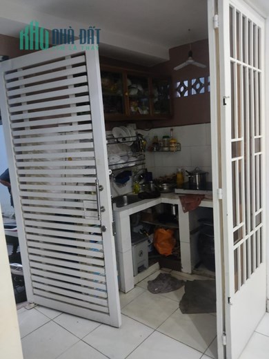 Kẹt bank, bán gấp nhà đường Bạch Đằng, cho thuê 15 triệu, 80m2, 2 tầng, chỉ 6 tỷ 450