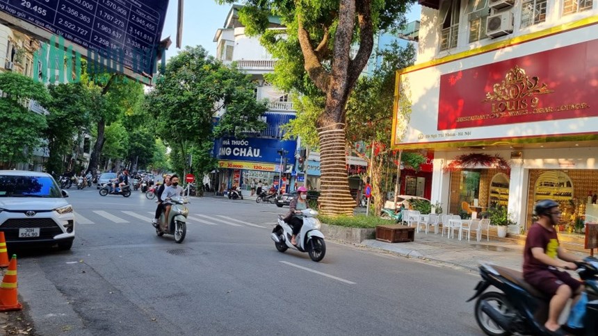 Ngô Thì Nhậm, nhà mặt phố rộng, vỉa hè đá bóng, kinh doanh đỉnh, HIẾM NGƯỜI BÁN