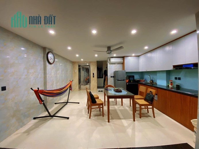 Bán tòa nhà 93m2 phố Âu Cơ, Tây Hồ 34 căn hộ Thang máy Nhập Dòng tiền khủng Giá 20.1 tỷ