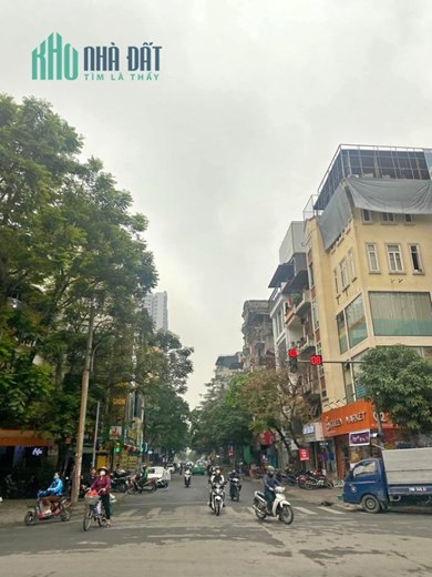 BÁN TÒA VĂN PHÒNG MẶT PHỐ PHẠM TUẤN TÀI 8T THANG MÁY, VIEW THÓANG, HÈ 5M, 27,8 TỶ.