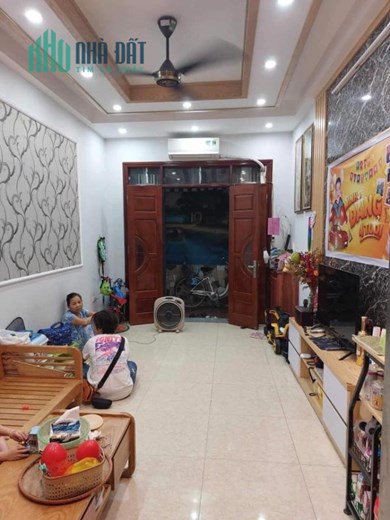 nhà đẹp thịnh liệt - tặng full nội thất - giáp danh với tthc quận hoàng mai - tương lai rạng ngời