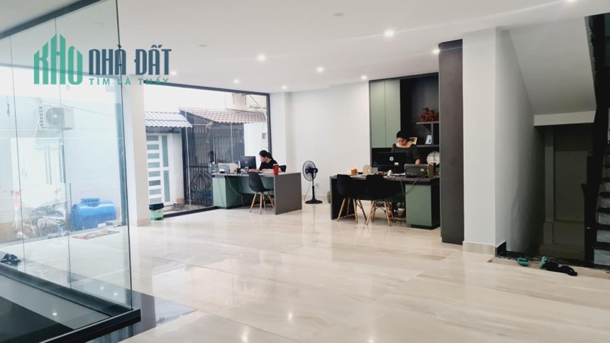 Bán nhà HXH thông Tân Phú 170m2, Sẵn Dòng Tiền Cực Cao, Pháp Lý Chuẩn, Còn TL Tốt