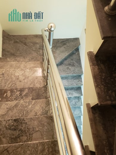MẶT TIỀN THỤT NGUYỄN ĐÌNH CHÍNH, PHÚ NHUẬN - 56M2 - 3 TẦNG - XE HƠI NGỦ TRONG NHÀ - CHỈ 9 TỶ