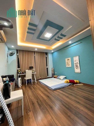 Hiếm! Pháo Đài Láng, 2 thoáng, ngõ thông, ba gác tránh, cực nông, 35m2, 5T, 3.95 tỷ