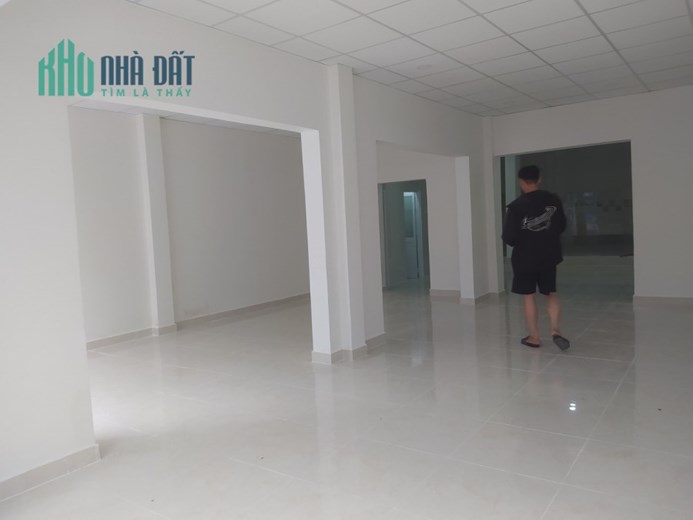 Cho thuê MTKD 12m thông Lũy Bán Bích quận Tân Phú 9 x 15 -2T chỉ 25 triệu TL