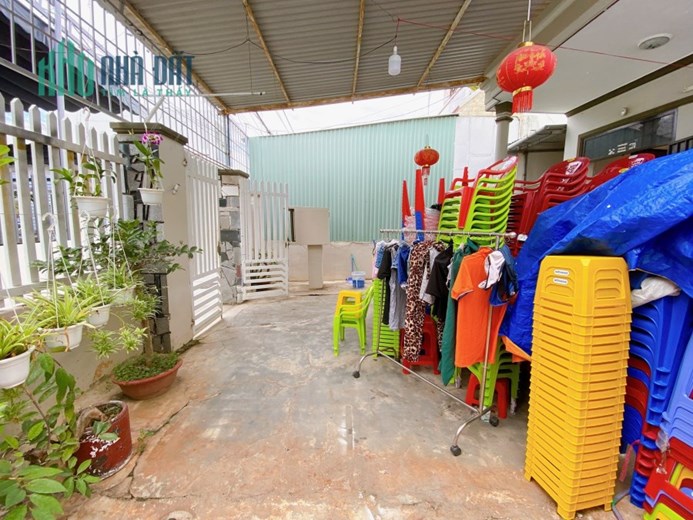 CẦN BÁN NHÀ HẺM Ô TÔ CẦU DỨA PHÚ NÔNG, VĨNH NGỌC, NHA TRANG.