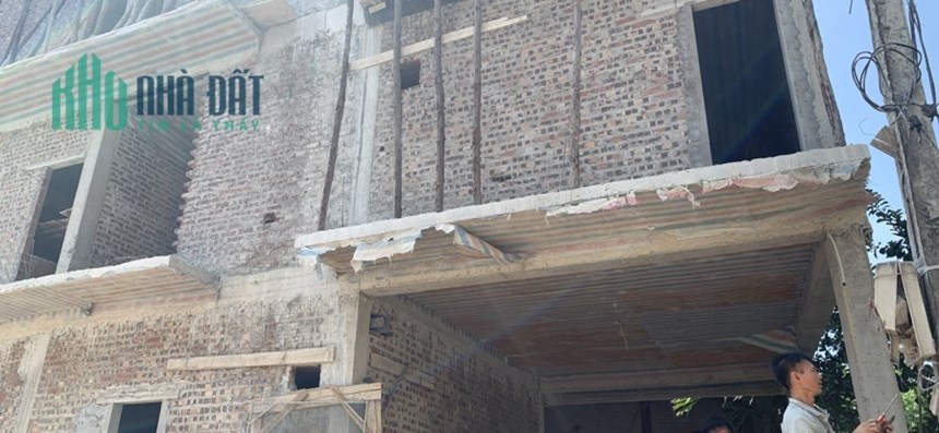 Cần bán lô 171m2, đầu đuôi 10m, chủ đang hạ giá. Cam kết làm chuẩn giá, pháp lý rõ ràng.