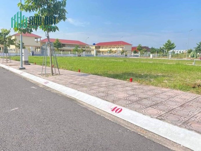 Chính chủ cần bán lô đất giá chỉ 1,55 tỷ mt đường nhựa trục chính 17m đất nền Nam An – Bàu Bàng
