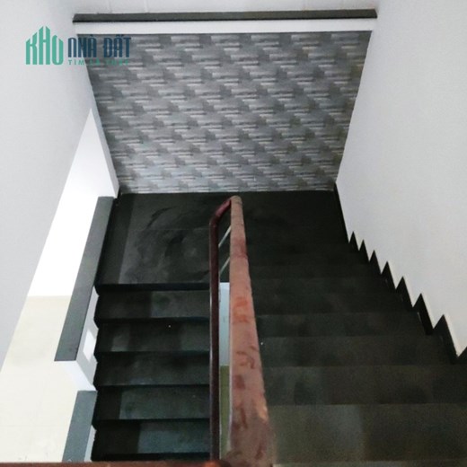 Bán nhà Lê Trọng Tấn quận Tân phú 5 x 20 -2T hẻm 6m nhinht 7 ty TL