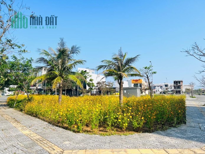 Bán đất FPT Đà Nẵng 2 mặt tiền view kênh giá tốt vị trí rất đẹp