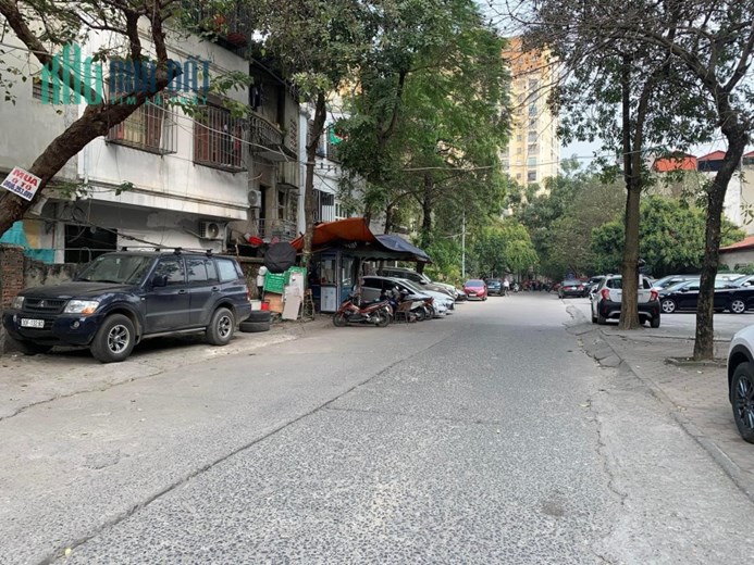 Bán nhà Phân Lô Phố Vọng, HBT, gần ĐH Kinh tế, 60m, ngõ to, oto 20m, kd online.