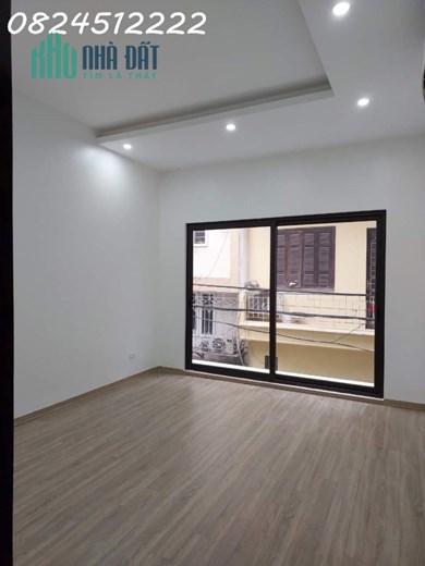 Ô TÔ Phân Lô Trần Quốc Hoàn 50 m chỉ nhỉnh 9 tỷ , nhà 2 mặt ngõ